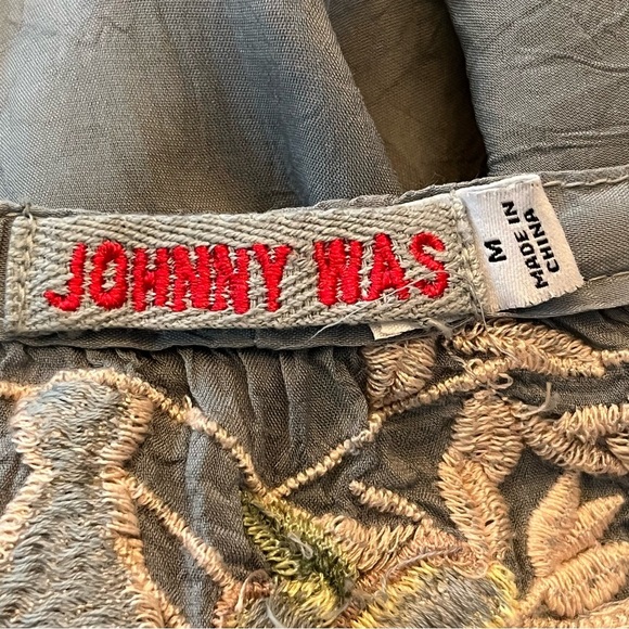 Johnny Was Taifa Blouse Blue Grey Embroidered Floral Peasant V-Neck Boho Medium - Picture 9 of 10